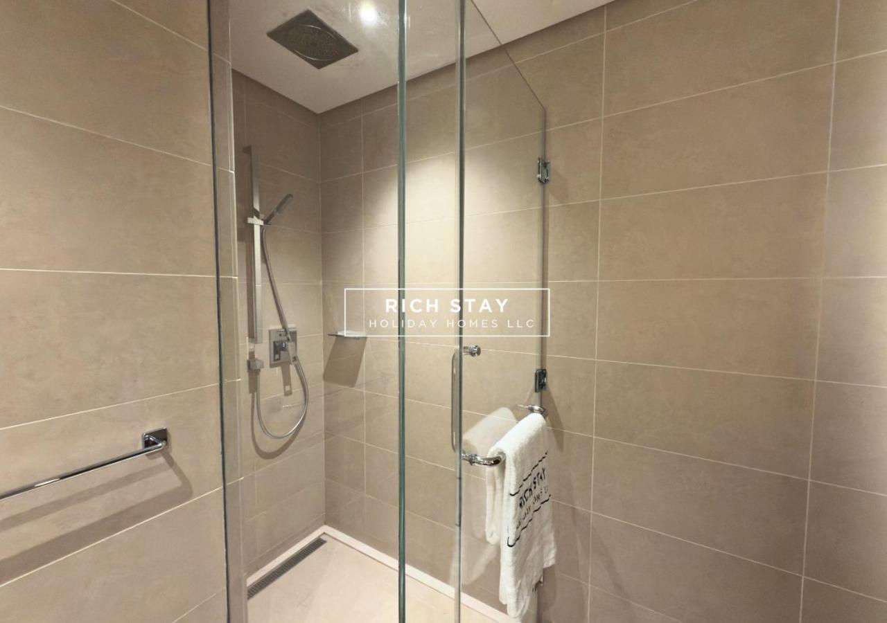 Skyline Serenity ,3br Oasis Overlooking The Marina Apartment Dubai