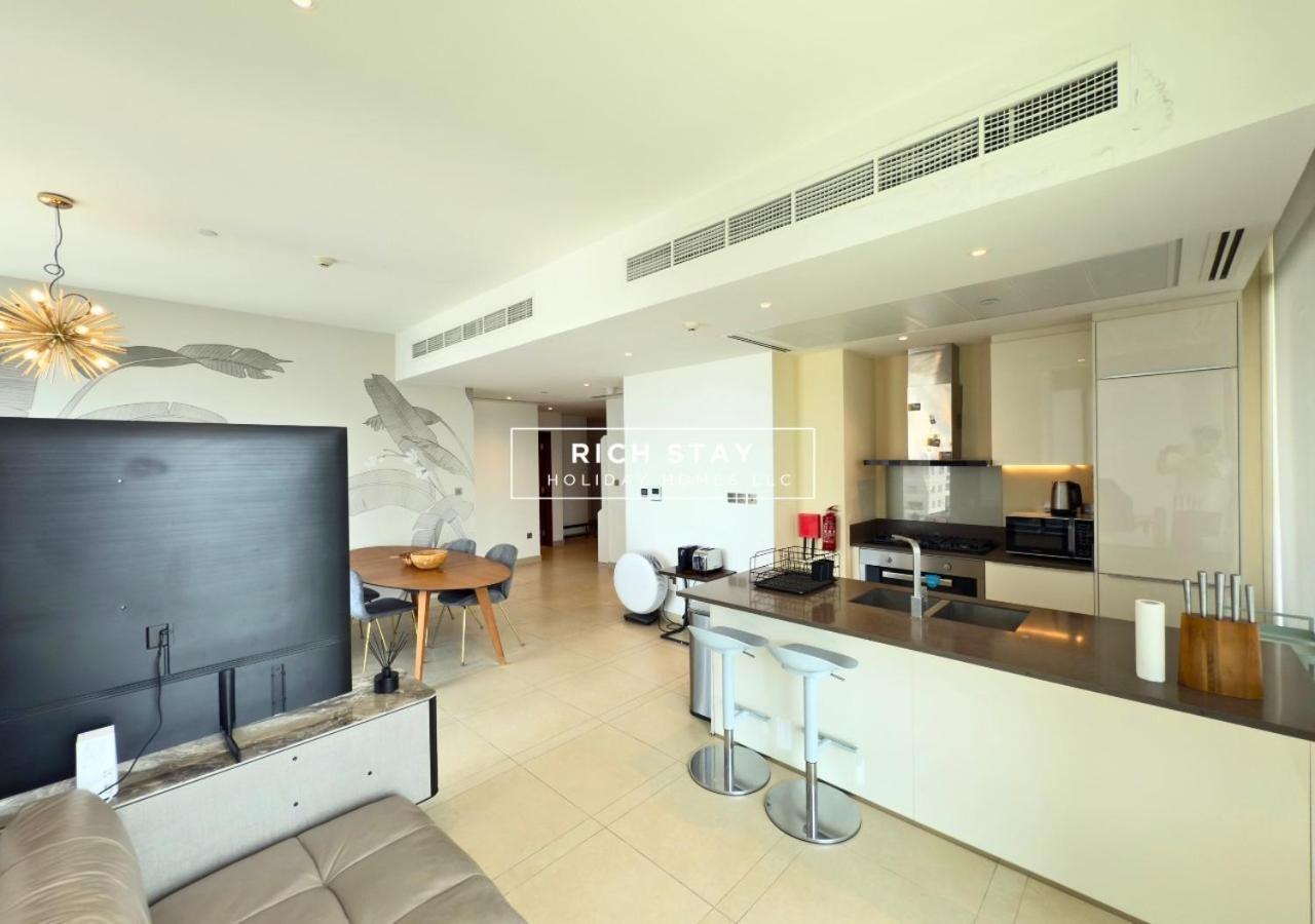 Skyline Serenity ,3br Oasis Overlooking The Marina Apartment Dubai